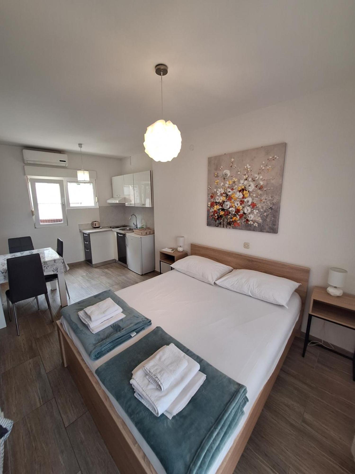 Apartmani Lisicina Omis Exterior photo